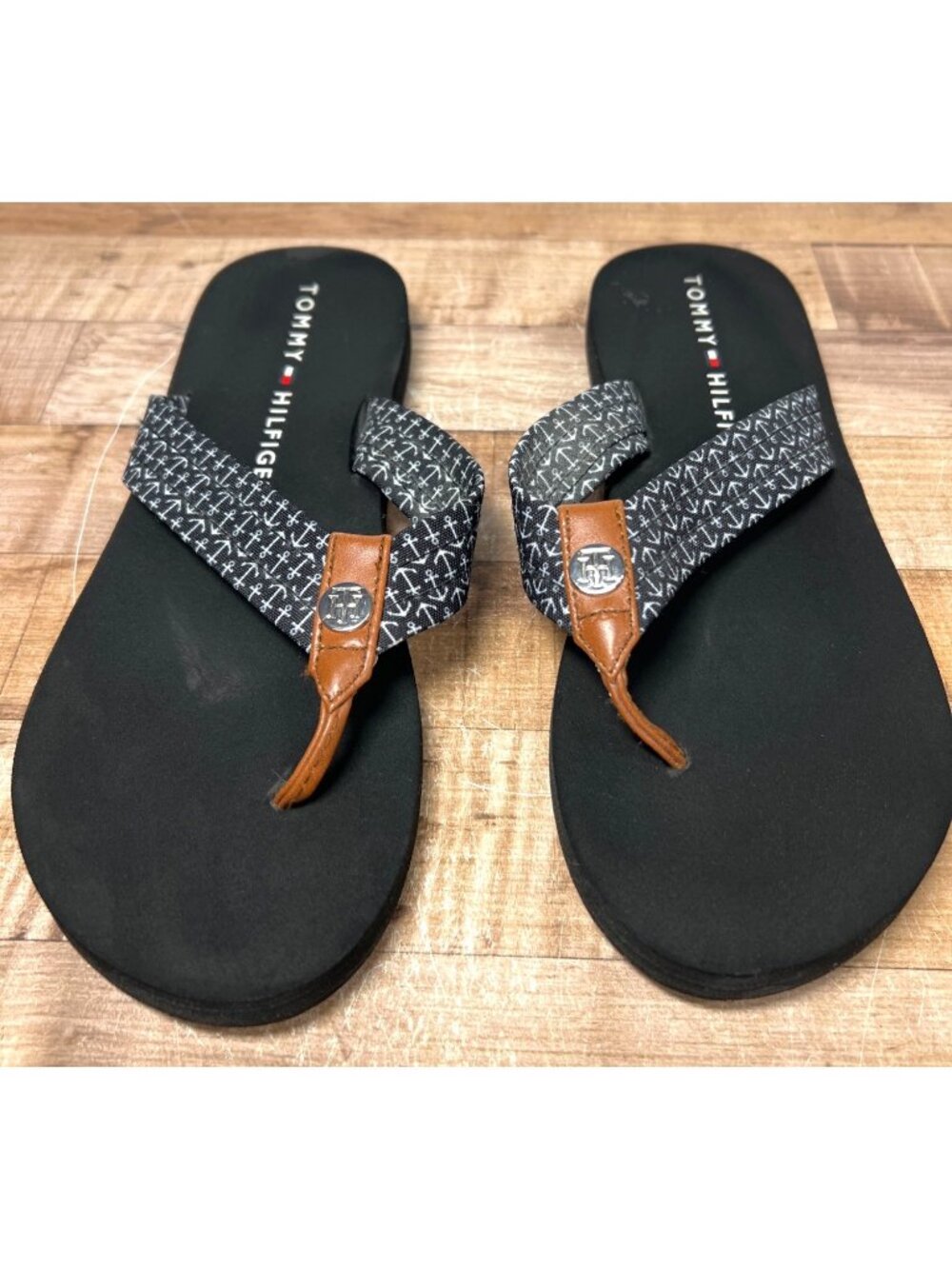 Tommy Hilfiger Women Anchor-Print Thong Flip Flops With Logo Accents Size 8